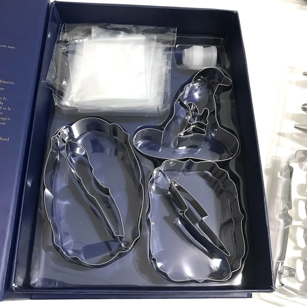 Williams Sonoma HARRY POTTER Cookie Cutter Kit Baking Pastry Set
